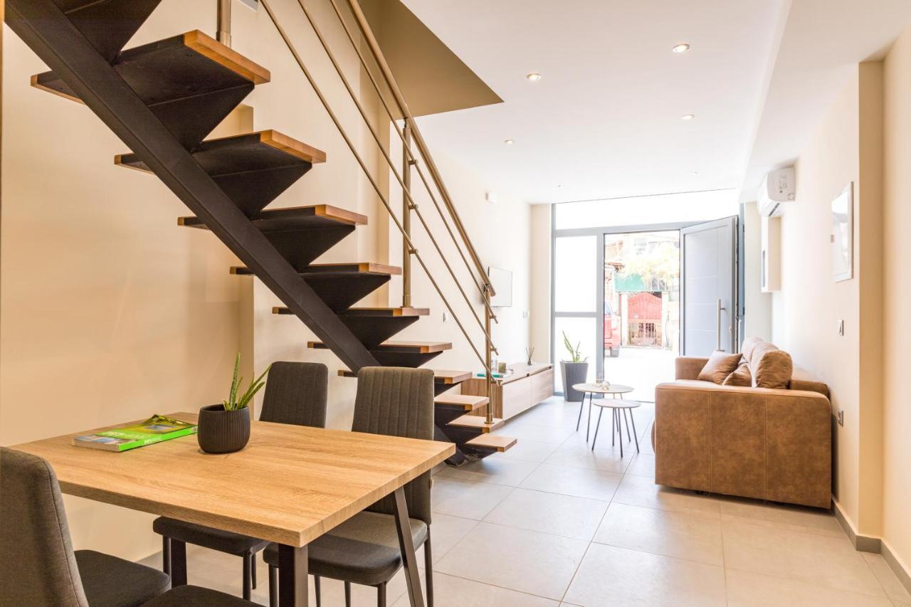 Urban Lofts Apartment *